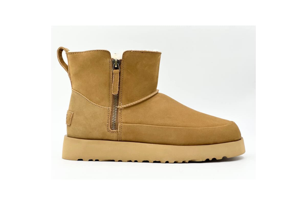 UGG Classic Zip Mini Suede Boot Коричневый — фото 1