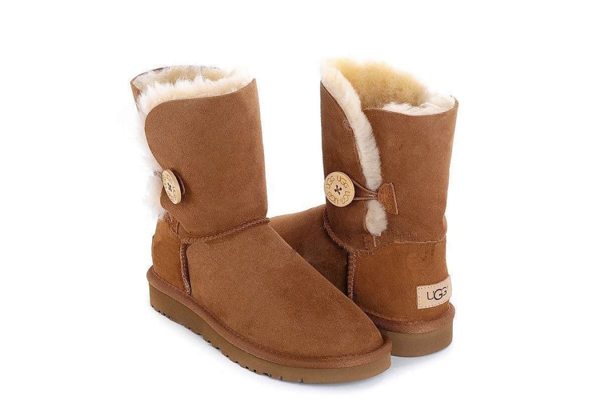 UGG Bailey Button II