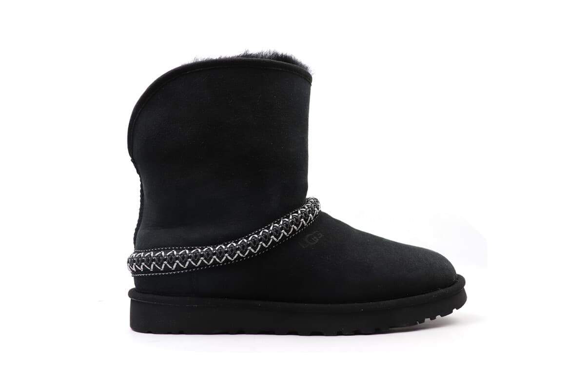 UGG Classic Short Cresent