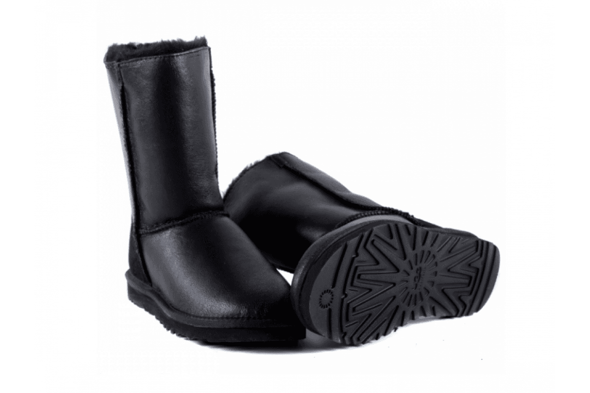 UGG Classic Short Zip Чёрный — фото 2