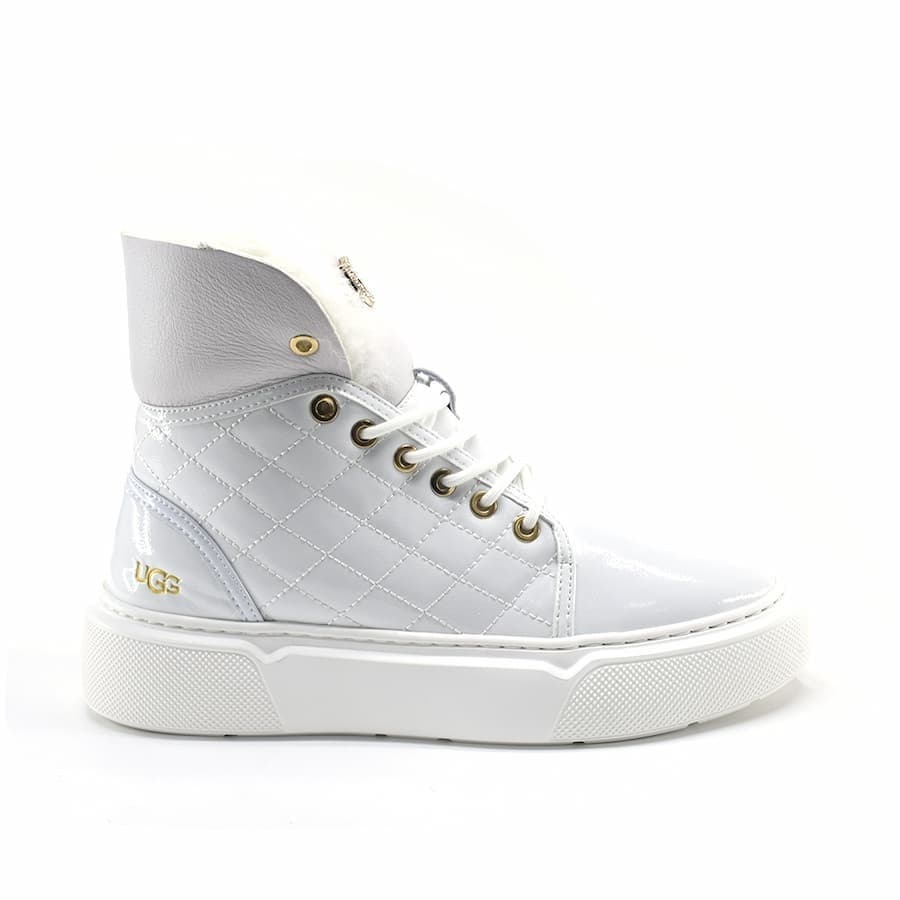 UGG SHANTI
