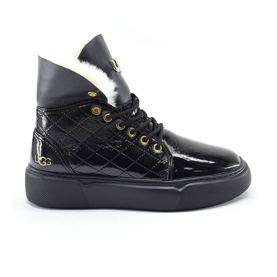 UGG SHANTI
