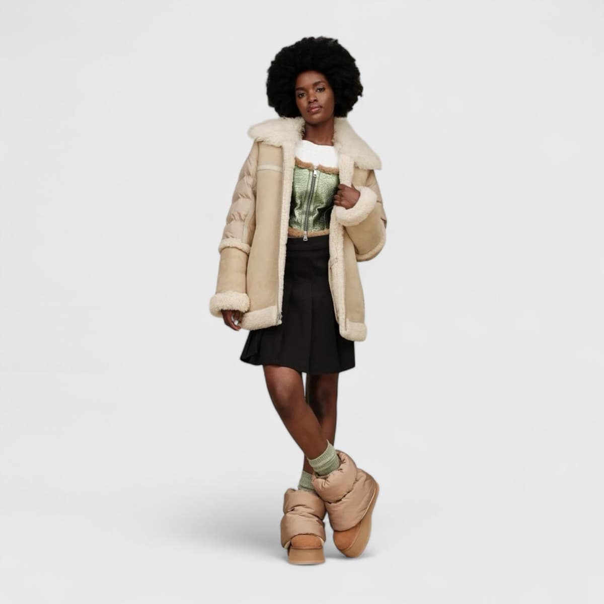 UGG Plushwarmer Бежевый — фото 3