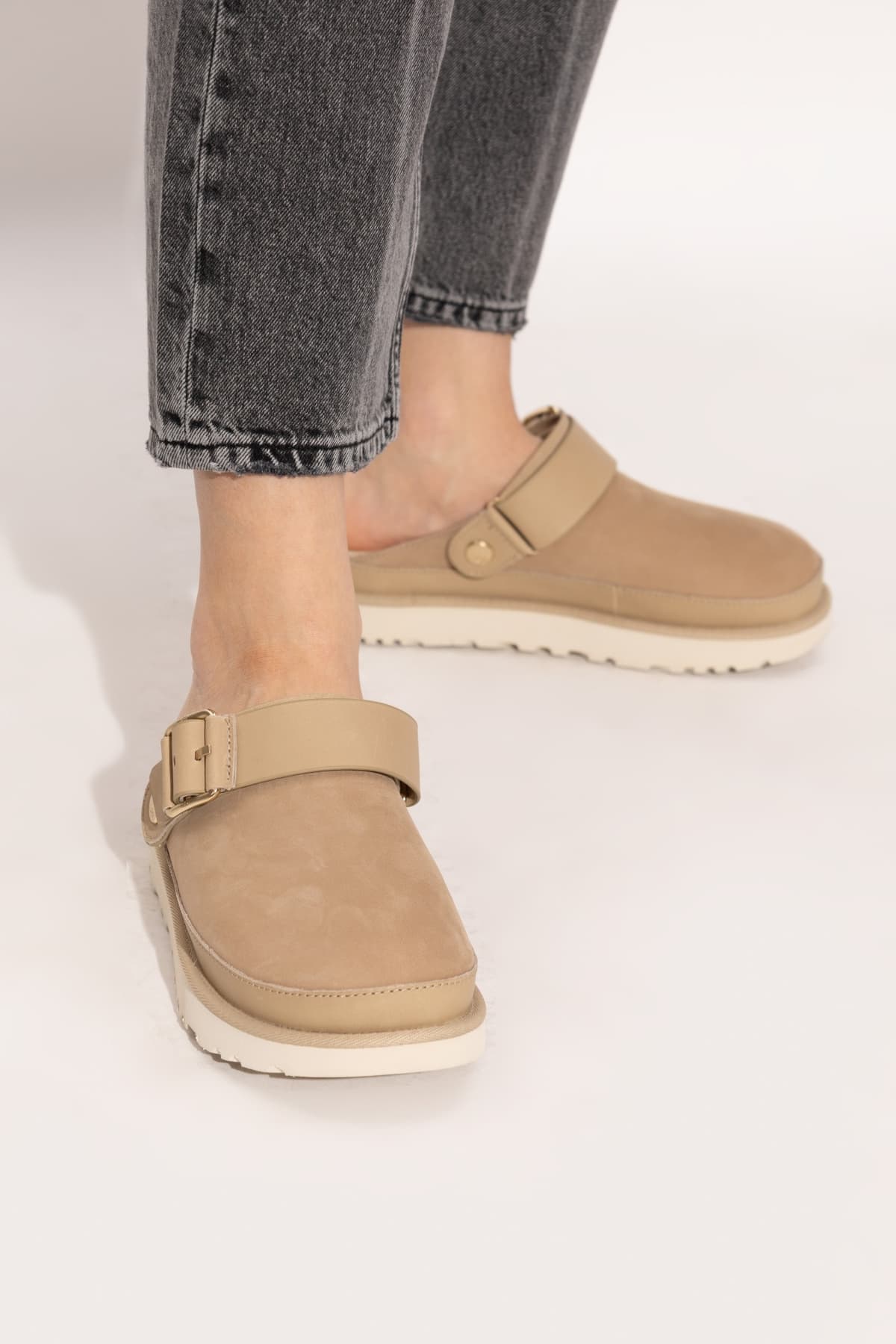 UGG Goldenstar Villa Clog Бежевый — фото 6